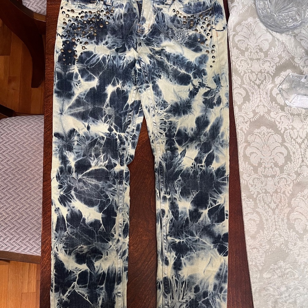 BDG Mid-Rise Twig Ankle Acid Wash with Studs